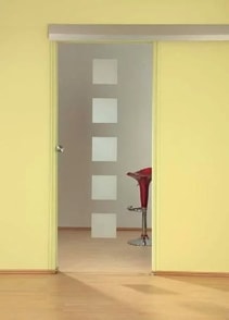 Analýza: Silné a slabé stránky posuvných dveří